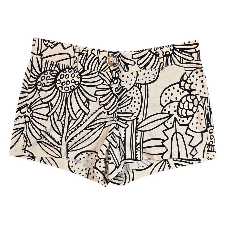 Cousin Carl Botique Floral Black and Beige Women Shorts Sz M